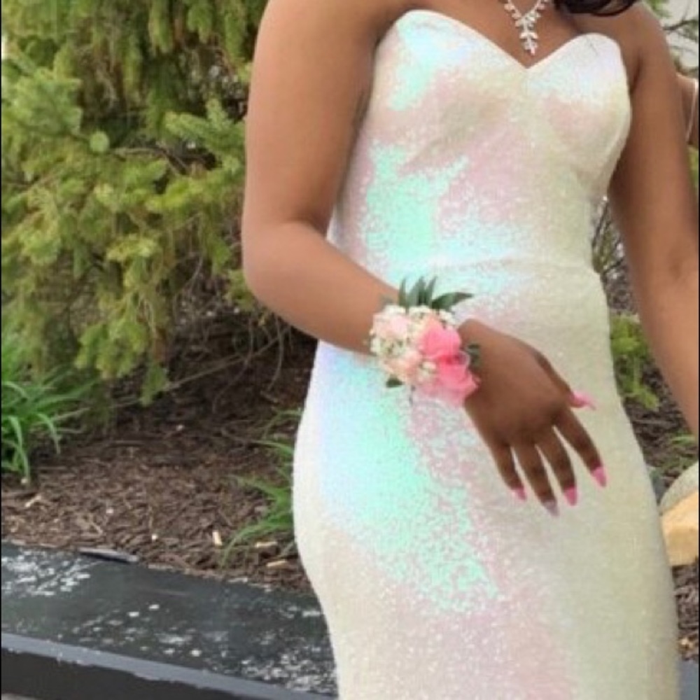 Ball gown/ prom dress